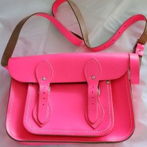 Bright pink bag never used